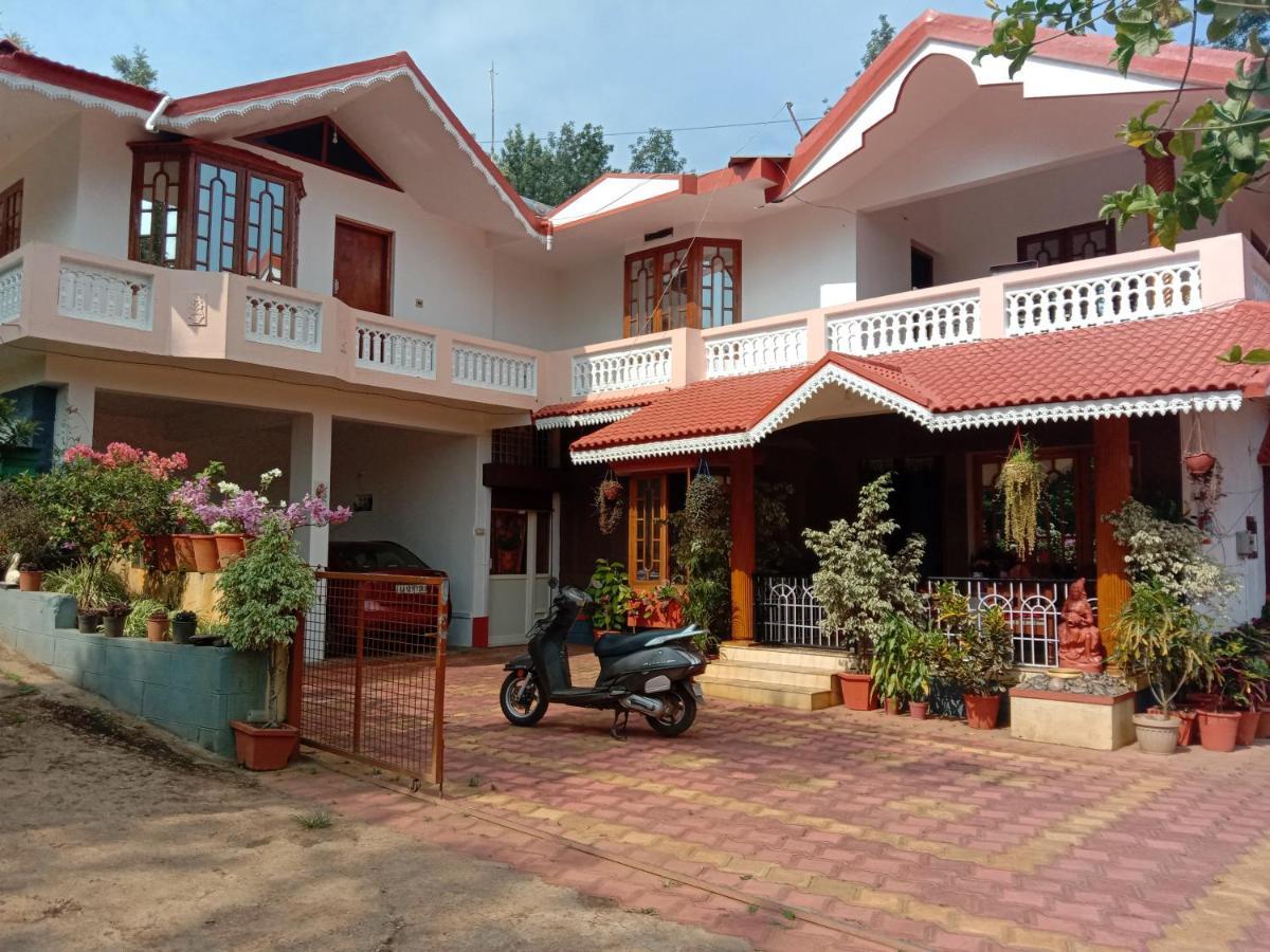 Shivalaya Homestay, Madikeri Siddāpur Kültér fotó